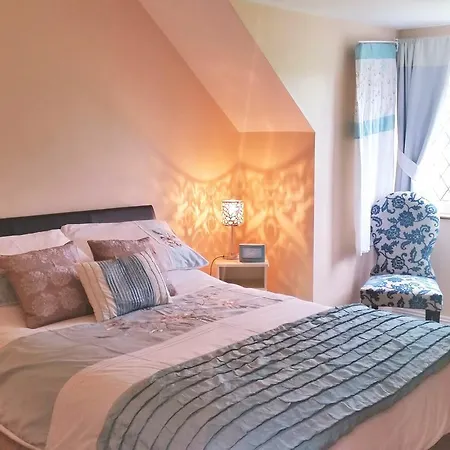 Couette-café Hawthorn 4*